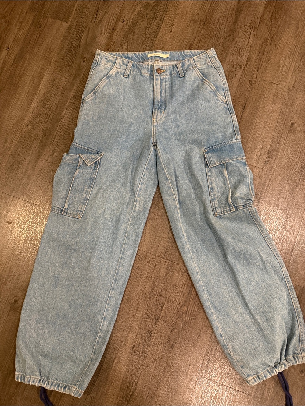 Levi's '94 Baggy Cargo Jeans Size 27 Light Wash Drawstring Hem
